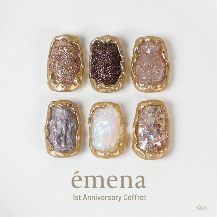 エメナ　１ｓｔ Ａｎｎｉｖｅｒｓａｒｉｙ　Ｃｏｆｆｒｅｔ